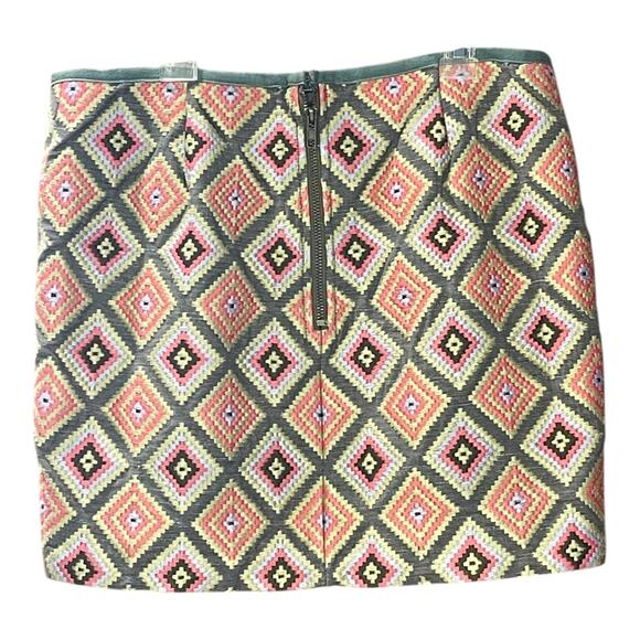 Fossil Embroidered A-Line Mini Skirt – Geometric Pattern – Size Small - Picture 2 of 9